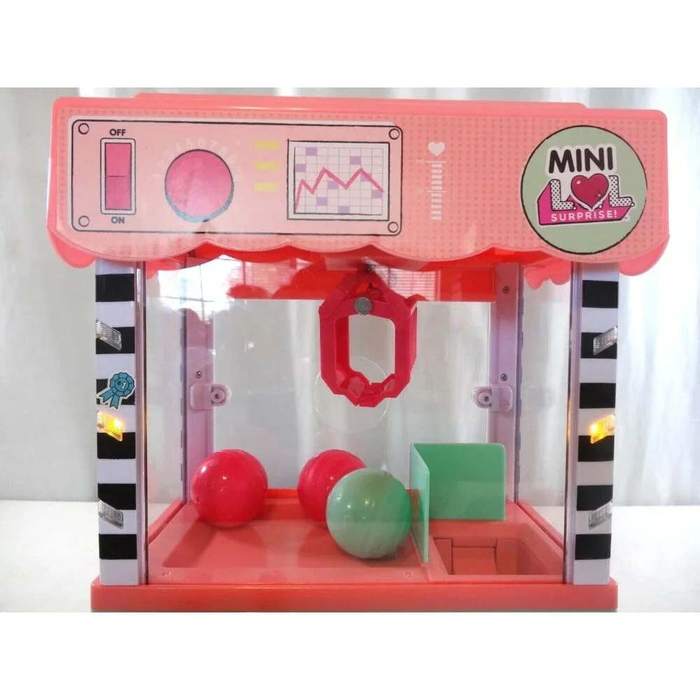 LOL Surprise Minis Claw Machine‎ Playset with  Mini Balls